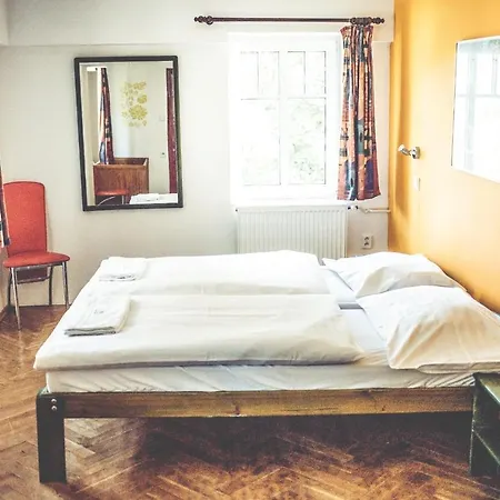 Retro Pod Zvicinou فندق *